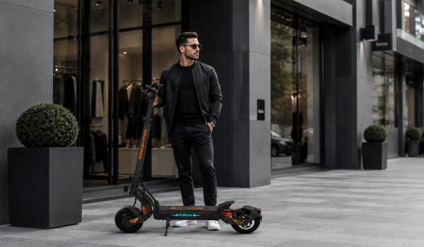 E-Scooters Y E-Bikes_E_Timez_Header_Image_01